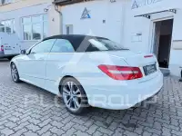 2011 Mercedes Benz E 220