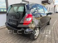 2011 Mercedes Benz A 160
