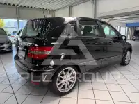2011 Mercedes Benz B 180