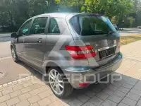 2011 Mercedes Benz B 180