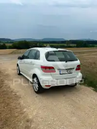 2011 Mercedes Benz B 180