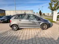 2011 Mercedes Benz B 180