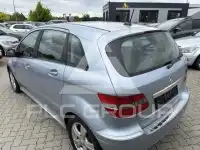 2011 Mercedes Benz B 180