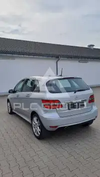 2011 Mercedes Benz B 180