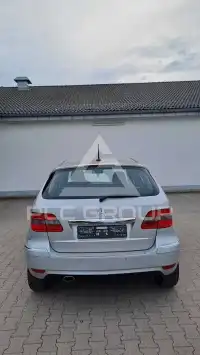 2011 Mercedes Benz B 180