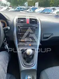 2011 Toyota AURIS