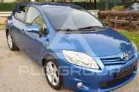 2011 Toyota AURIS