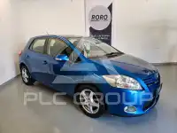 2011 Toyota AURIS