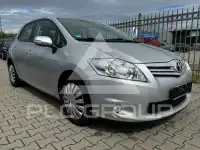 2011 Toyota AURIS