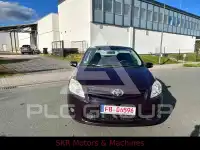 2011 Toyota AURIS