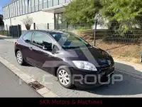 2011 Toyota AURIS
