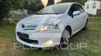 2011 Toyota AURIS