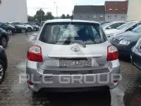 2011 Toyota AURIS