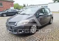 2011 Toyota AURIS
