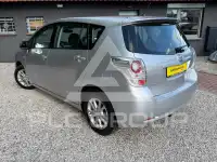 2011 Toyota VERSO