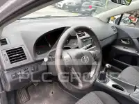 2011 Toyota Avensis