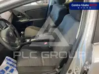 2011 Toyota Avensis