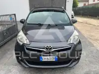 2011 Toyota VERSO