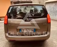 2011 Peugeot 5008