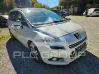 2011 Peugeot 5008