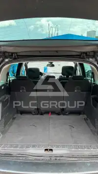 2011 Peugeot 5008