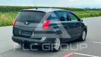 2011 Peugeot 5008