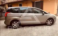 2011 Peugeot 5008