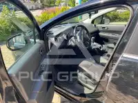 2011 Peugeot 5008