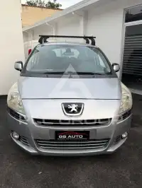 2011 Peugeot 5008
