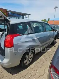 2011 Peugeot 5008