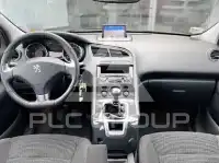 2011 Peugeot 5008