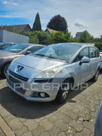 2011 Peugeot 5008