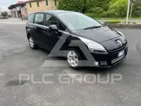 2011 Peugeot 5008
