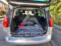 2011 Peugeot 5008
