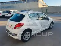 2011 Peugeot 207