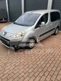 2011 Peugeot Partner