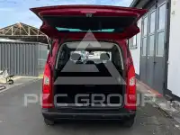 2011 Peugeot Partner