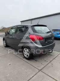 2011 KIA Venga