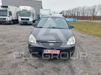 2011 KIA Carens
