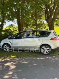 2011 Ford S-Max