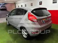 2011 Ford FIESTA