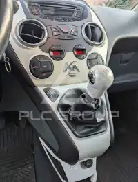 2011 Ford KA