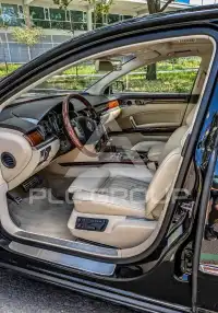 2011 Volkswagen PHAETON