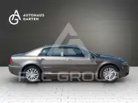 2011 Volkswagen PHAETON