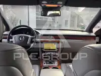 2011 Volkswagen PHAETON