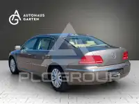 2011 Volkswagen PHAETON