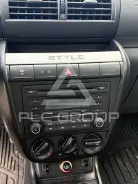 2011 Volkswagen FOX