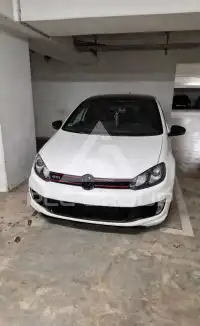 2011 Volkswagen GOLF