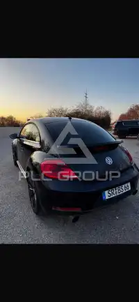 2011 Volkswagen BEETLE