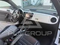 2011 Volkswagen BEETLE
